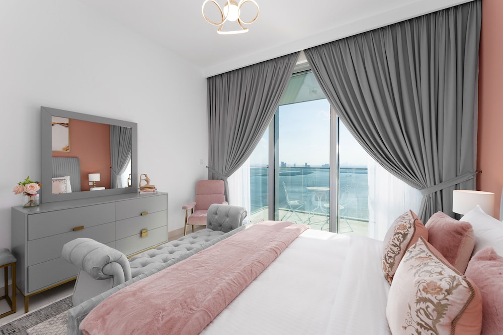 Maison Privee - The Grand - 3310 - DC