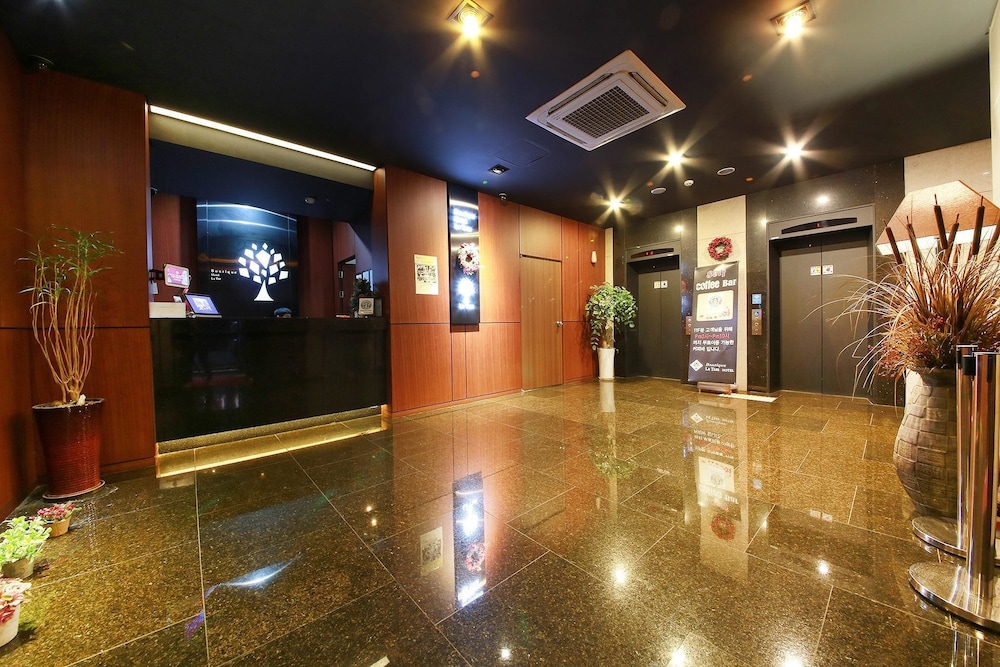 Rooms of Uijeongbu La Tree Hotel