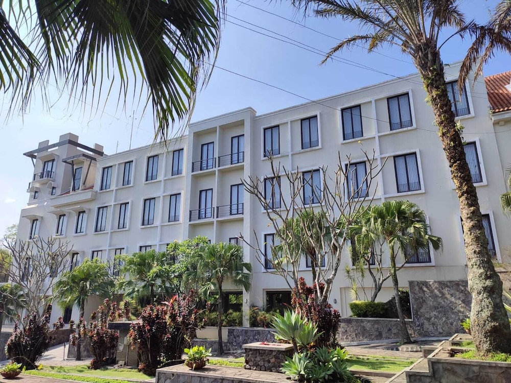 eL Hotel Malang